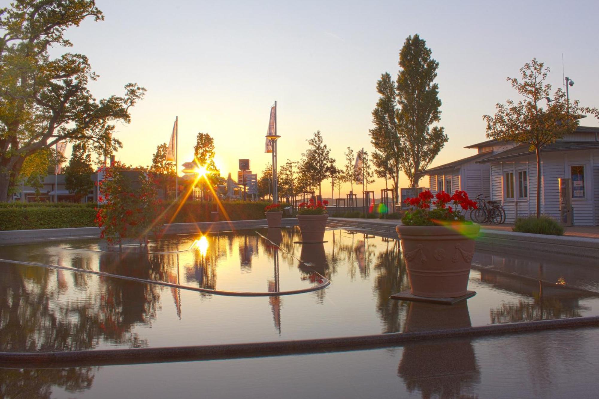Fewo Mit Meerblick, Gratis Nutzung Vom Ahoi Erlebnisbad Und Sauna In Sellin - Haus Blick Zur See Fewo 06 Goehren  Exterior foto